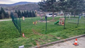 Auto vrazilo do detského ihriska. Vodič nafúkal takmer 3 promile