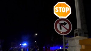 Sadol si za volant cudzieho auta napriek tomu, že nemá vodičák. Skončilo to nehodou