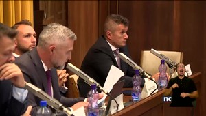 Zemetrasenie na Úrade inšpekčnej služby. Zurian zrušil odbor ochrany a prevencie