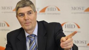 Matovič? Je to neskúsený vydierač, myslí si Bugár