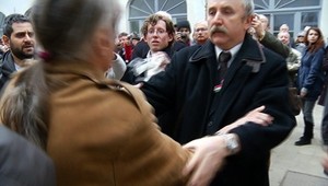 Reportér Jozef Kačmáry v bitke s poslancom!