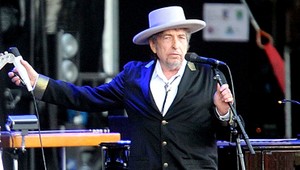 Znásilnil len12-ročné dievča?! Slávny spevák čelí šokujúcej žalobe s temným pozadím!