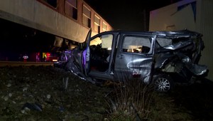 Partia chlapov sa vracala po týždňovke domov, ich auto zdemoloval vlak