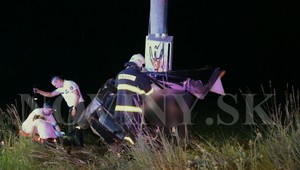 Tínedžeri, ktorí pri Slovenskej Ľupči zahynuli v aute, pred jazdou pili