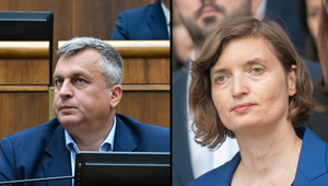 Danko vykázal Plavákovú kvôli nálepkám na počítači. Rokovať bude grémium