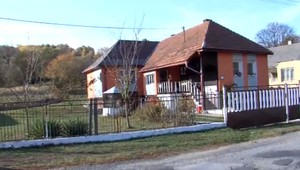 Pred 60. rokmi si postavili dom na cirkevnom pozemku. Tá by sa ich teraz vzdala, ale nie zadarmo