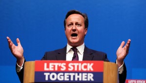 Cameron sľúbil Škótsku väčšie právomoci, keď odmietne samostatnosť