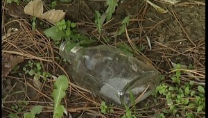 Zlodejka sa spila na toalete ukradnutou vodkou do bezvedomia