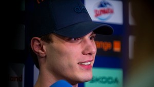 "Tešíííme sa" – vravia hokejisti.  "Tak určitee!" – odpovedajú fanúšikovia.