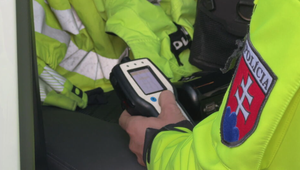 Nočná policajná akcia: Dychové skúšky odhalili nezodpovedných vodičov