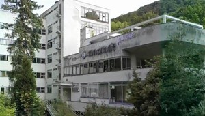 Liečebný dom Machnáč chátra už viac ako 20 rokov. Podľa odborníkov je to architektonický skvost