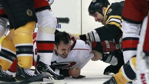 VIDEO: Chára sa po roku opäť pobil!