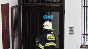 České tajné služby sú opäť v pozore. Do kancelárie pražského starostu nabehli pyrotechnici aj chemická jednotka
