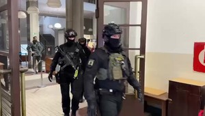 Manželke pichol nôž do srdca a ubil ju hasiacim prístrojom