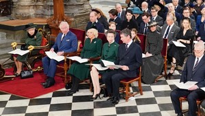 Pocta princovi Philipovi: Kráľovná v slzách, veľké gesto a Harry pre TÚTO výhovorku neprišiel!