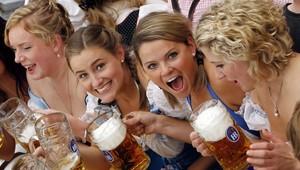 Oktoberfest sa začal! Pivo potečeie prúdom