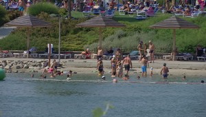 Muž sedel v perličkovom kúpeli, vykríkol a náhle zomrel. Oživiť sa ho už nepodarilo