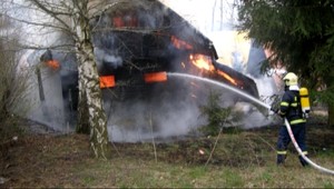 Ohnivé peklo. Chata horela ako fakľa