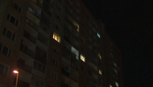 VIDEO: Mestá sa rozohrali vďakou ľudí. Ulicami slovenských miest sa niesol potlesk pre "prvú líniu"