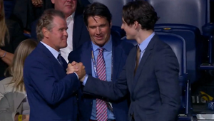 Skvelá správa z draftu NHL: Dvorský slovenskou jednotkou, dostal sa do TOP10