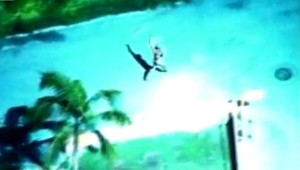 Nahého zlodeja naháňali policajti po celom meste!