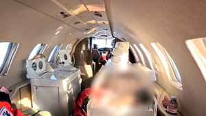 Letecký prevoz novorodenca v inkubátore: Pozrite sa, čo táto cesta náročná na logistiku obnáša