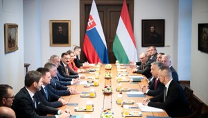 Slovensko a Maďarsko spoločne odmietli nové sankcie proti Rusku. Blanár tvrdí opak