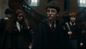 Trailer k novému seriálu Harry Potter spôsobil rozruch! Vyhrážkam smrťou čelí nový Severus Snape!