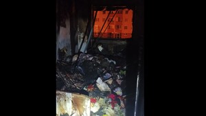 Katastrofa pár dní pred Vianocami. Požiar v Petržalke zničil niekoľko bytov