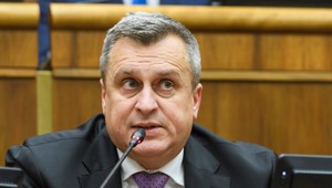 Komici o Dankovej ne(z)hode so stĺpom: Jeden stožiar daroval, o druhý Slovensko pripravil