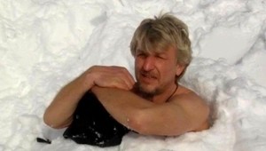 Kubáni 42 minút zahrabaný v snehu! V plavkách a ponožkách