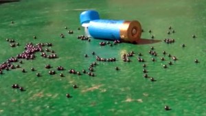 Poľovník neudržal zbraň, tá postrelila dvoch mužov. Po nehode nafúkal