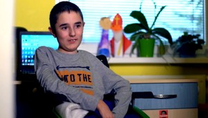 Henrich má svalovú dystrofiu, potrebuje špeciálny prístroj