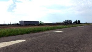 Prevádzači dopravili na Slovensko cez Ukrajinu v malom lietadle desať Indov