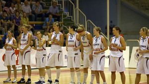 Slovenky zdolali Francúzky a udržali si nádej