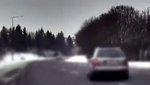 Vodič šoféroval pod vplyvom pervitínu a narazil do piatich áut