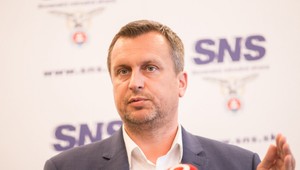Andrej Danko: Do škôl propaganda nepatrí. Musíme to napraviť