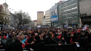 NAŽIVO: Zhromaždenie Postavme sa za slušné Slovensko