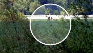 Veľká voda uväznila dvojicu rybárov. Zachraňovali ich hasiči na člnoch