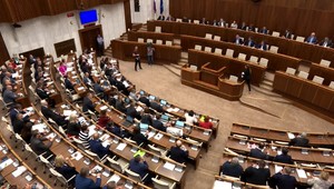 Odbory chcú pretlačiť maximálny vek odchodu do dôchodku. V opačnom prípade požadujú referendum