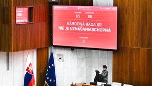 Šutaj Eštok odvolávaniu unikol. Mimoriadnu schôdzu neotvorili ani na štvrtý pokus