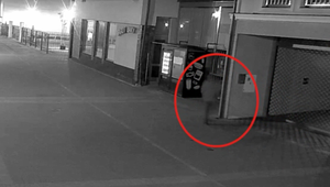 Kuriózna krádež: Rybárskou udicou ukradol uteráky z trhoviska za 10 eur. Pokuta ho vyšla trojnásobok