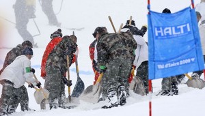 Zjazd žien presunuli pre zlé počasie na pondelok
