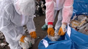 Dobrovoľníci prehľadávali odpadky, pomáhala aj primátorka Sniny. Cieľom bolo zistiť v čom zaostávame