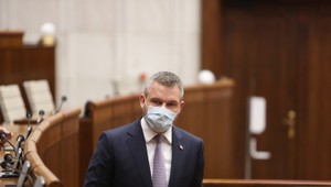 Pellegrini nesúhlasí so spoločnou platformou Smeru a ĽSNS. Pre straníckych kolegov má odkaz