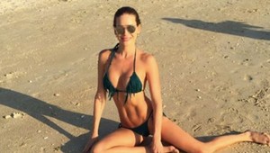 Verešová opäť provokuje sexi krivkami!