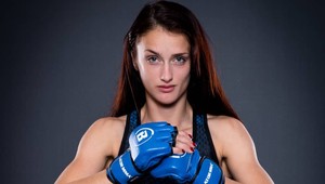 Ďalšia skvelá správa pre slovenské MMA. Chochlíková s netradičným ukončením v Bellatore!