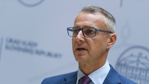 Koalícia chce predĺžiť mandát samospráv. PS podporu nevylučuje