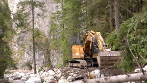 Mimoriadny stav po povodniach vo Vysokých Tatrách stále trvá