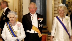 Kráľovná presne na výročie svojho vládnutia šokovala Camillu! TAKTO rozhodla o jej osude!